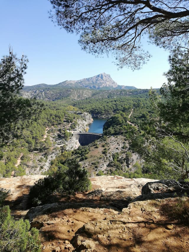 Bivouac dans les Volcans d'Auvergne : Guide complet